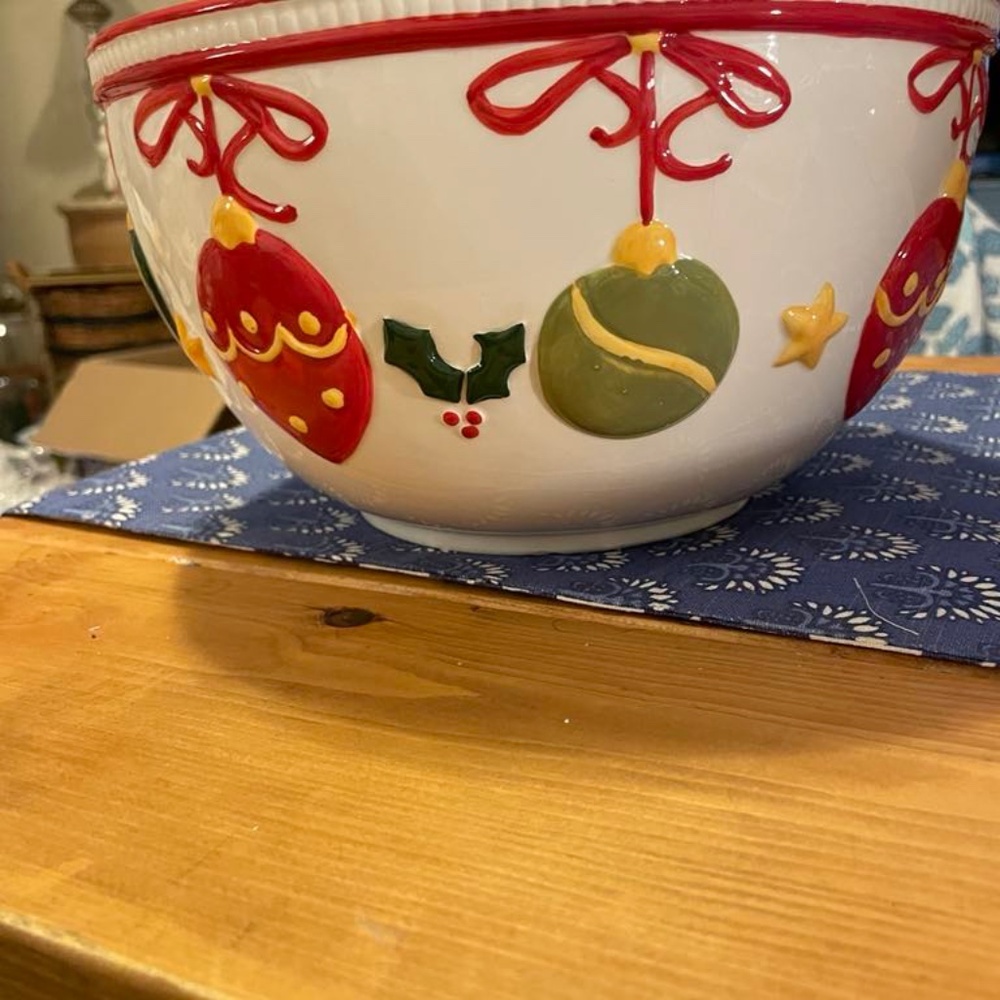 Gallerie II Ornament Bowl